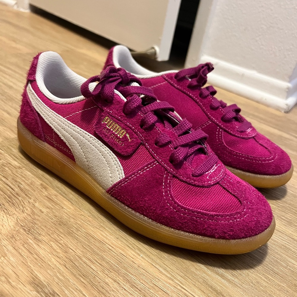 Puma Fuchsia and Cream Sneakers